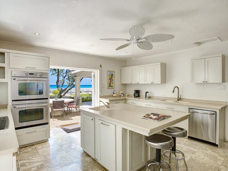 High Trees - Beachfront , Beachfront villas Barbados , Gibbes , St Peter , West Coast Barbados  