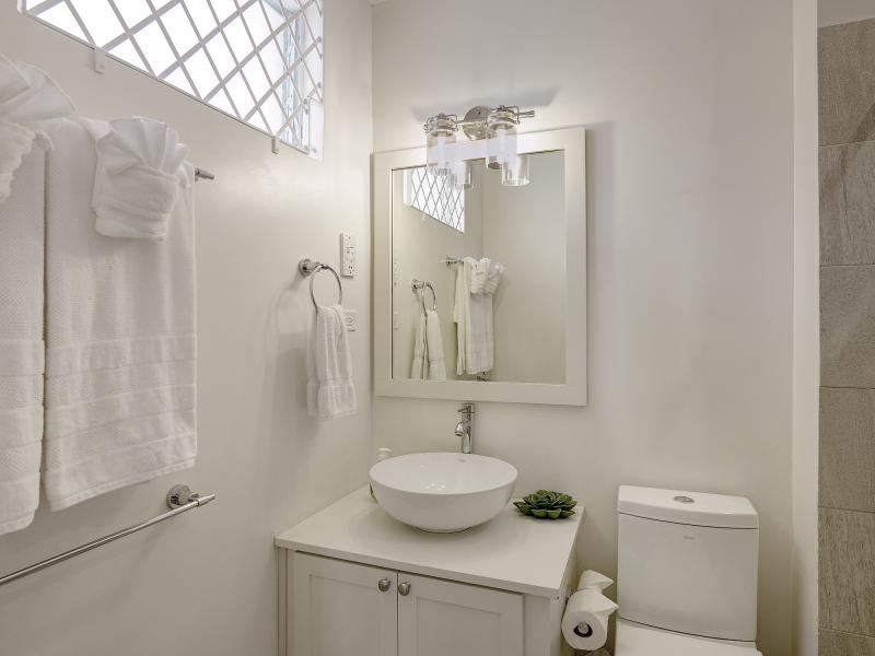 High Trees - Beachfront , Beachfront villas Barbados , Gibbes , St Peter , West Coast Barbados  