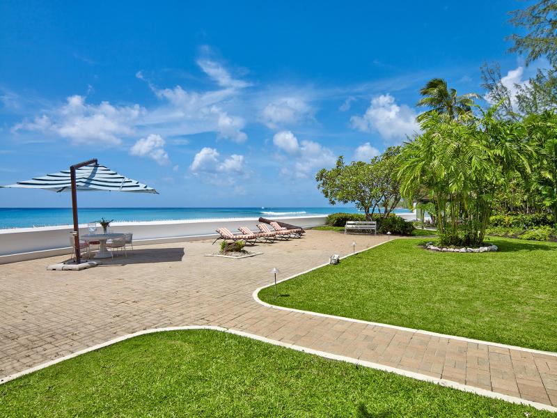 High Trees - Beachfront , Beachfront villas Barbados , Gibbes , St Peter , West Coast Barbados  