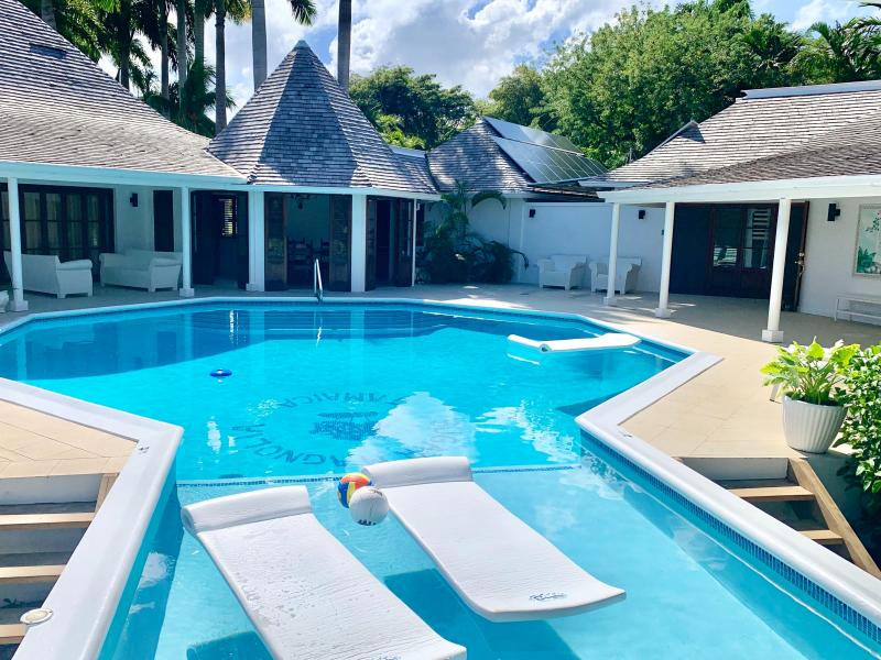 Sugar Magnolia , Montego Bay , Tryall  