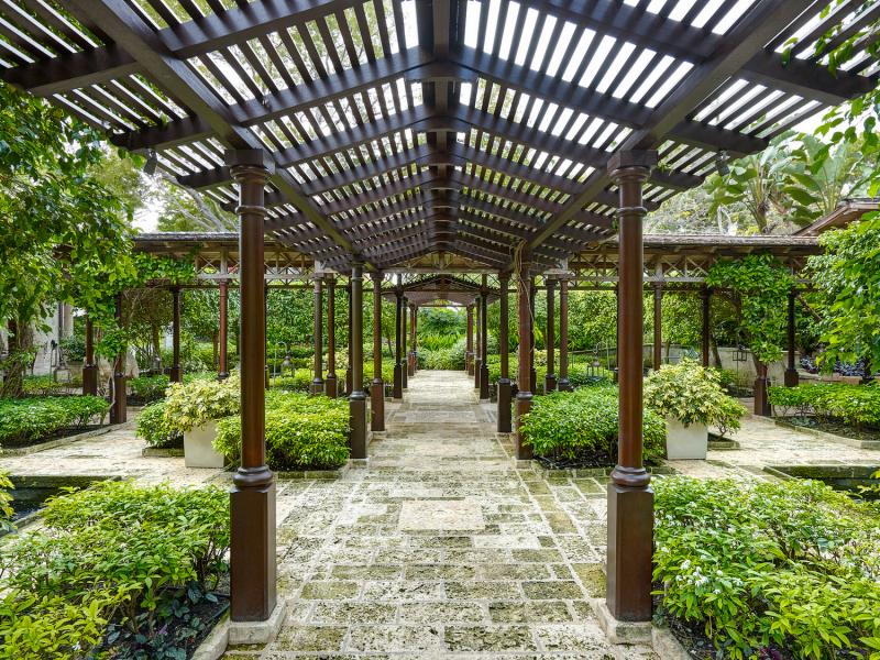 Laughing Waters - Sandy Lane Estate- Beachfront , Beachfront villas Barbados , Sandy Lane Beach , Sandy Lane Estate , St James , Waterfront villas Barbados , West Coast Barbados  