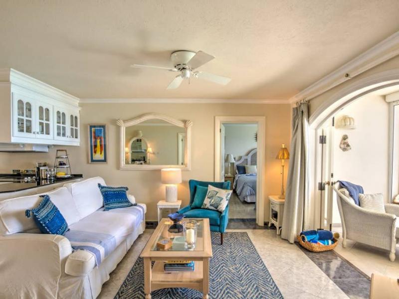 Reeds House 11 - Beachfront Penthouse , Beachfront villas Barbados , Reeds Bay , Reeds House , St James , West Coast Barbados  