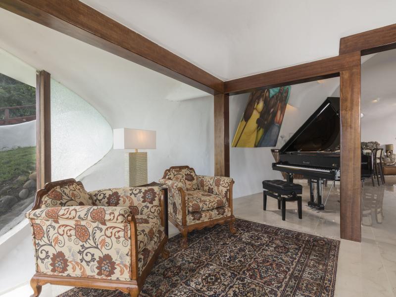 Mount Hartman Estate , L'Ance Aux Epines , Mount Hartman Bay  