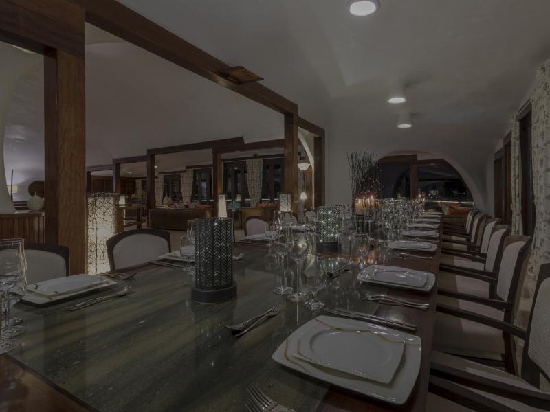 Mount Hartman Estate , L'Ance Aux Epines , Mount Hartman Bay  