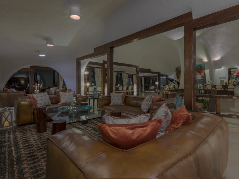 Mount Hartman Estate , L'Ance Aux Epines , Mount Hartman Bay  