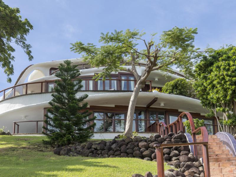 Mount Hartman Estate , L'Ance Aux Epines , Mount Hartman Bay  