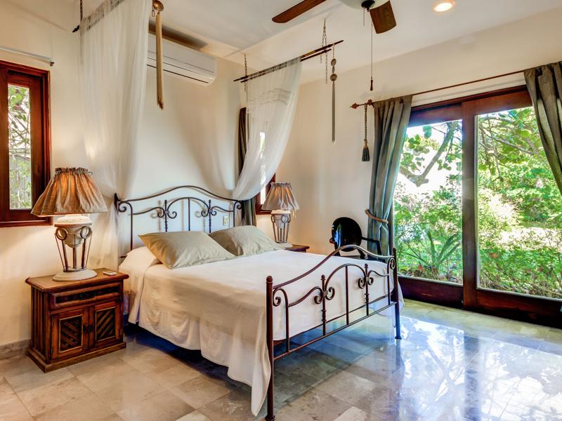 Estrella del Mar , Mayan Region , Playa Del Carmen  