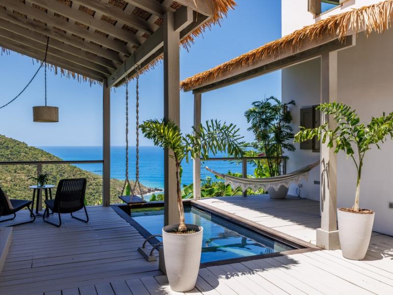 Nirvana. Tortola , Tortola  