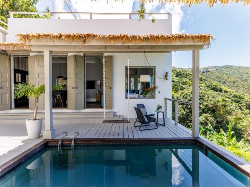 Nirvana. Tortola , Tortola  