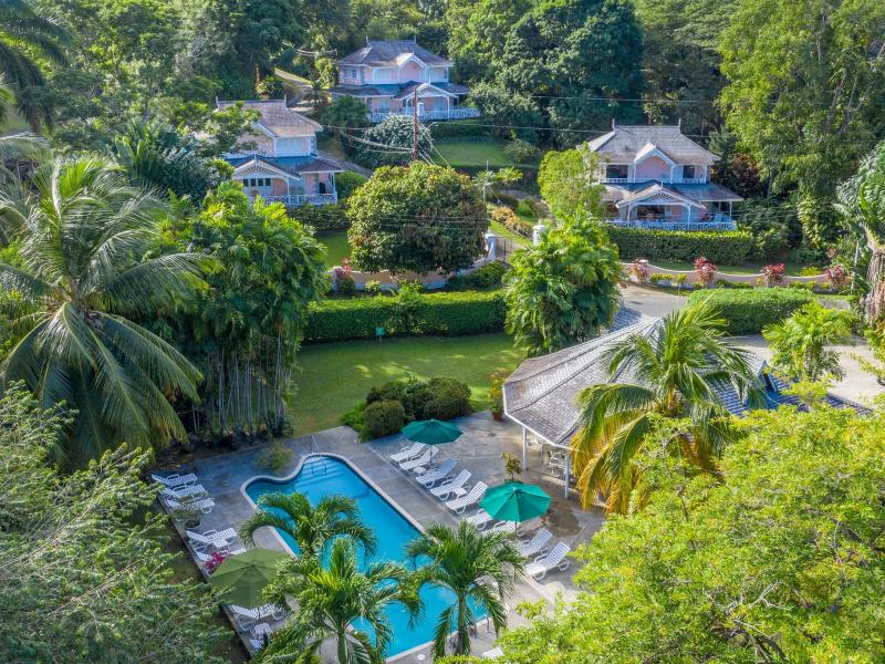 Plantation Beach Villas , Stonehaven Bay  