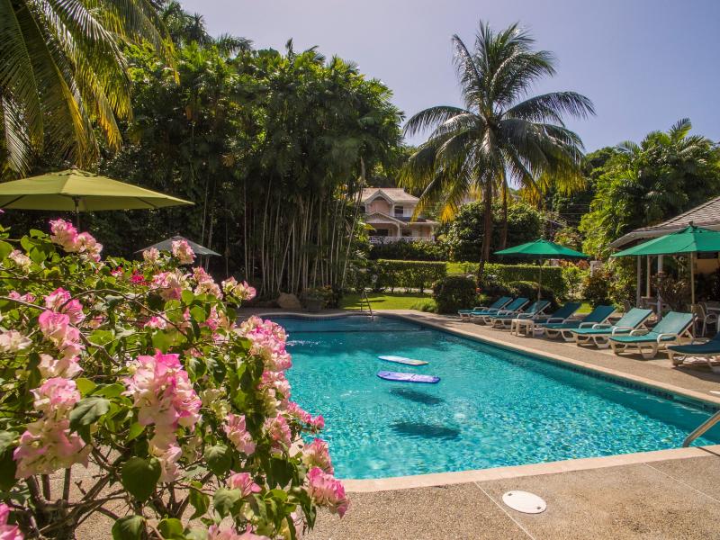 Plantation Beach Villas , Stonehaven Bay  