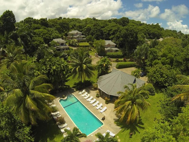 Plantation Beach Villas , Stonehaven Bay  