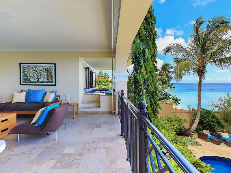 Sandy Cove 201 - Beachfront Paradise , Beachfront villas Barbados , Sandy Cove , St James , West Coast Barbados  