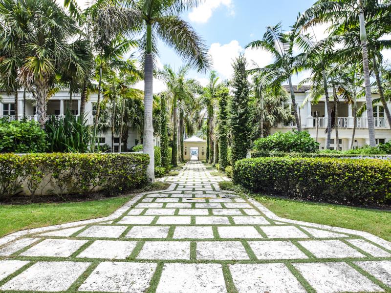 Paradise Beach Villa , Paradise Island  