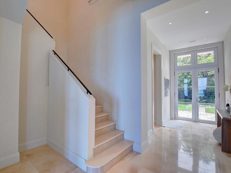 Paradise Beach Villa , Paradise Island  