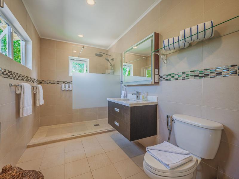 Pelican Beach Villa ,   
