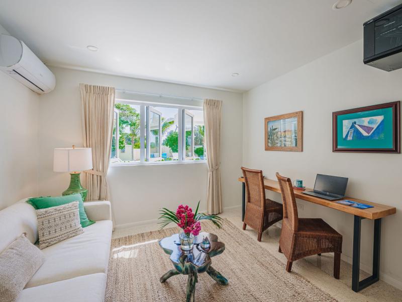 Pelican Beach Villa ,   