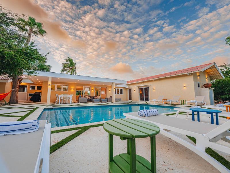 Pelican Beach Villa ,   