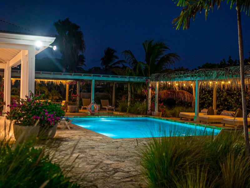 Palm One , Jolly Harbour  