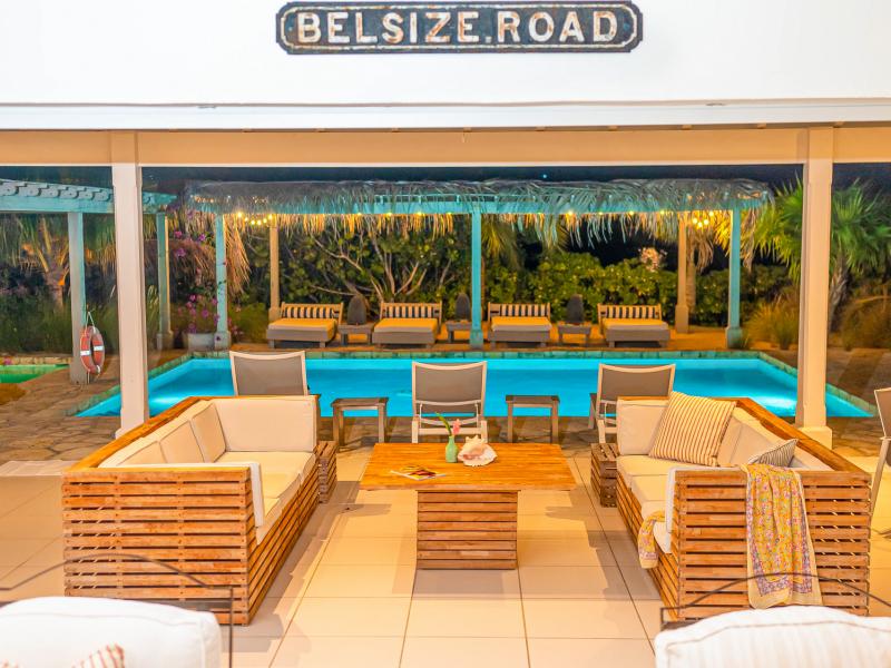 Palm One , Jolly Harbour  