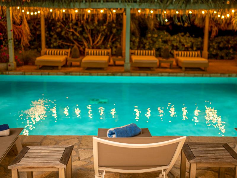 Palm One , Jolly Harbour  