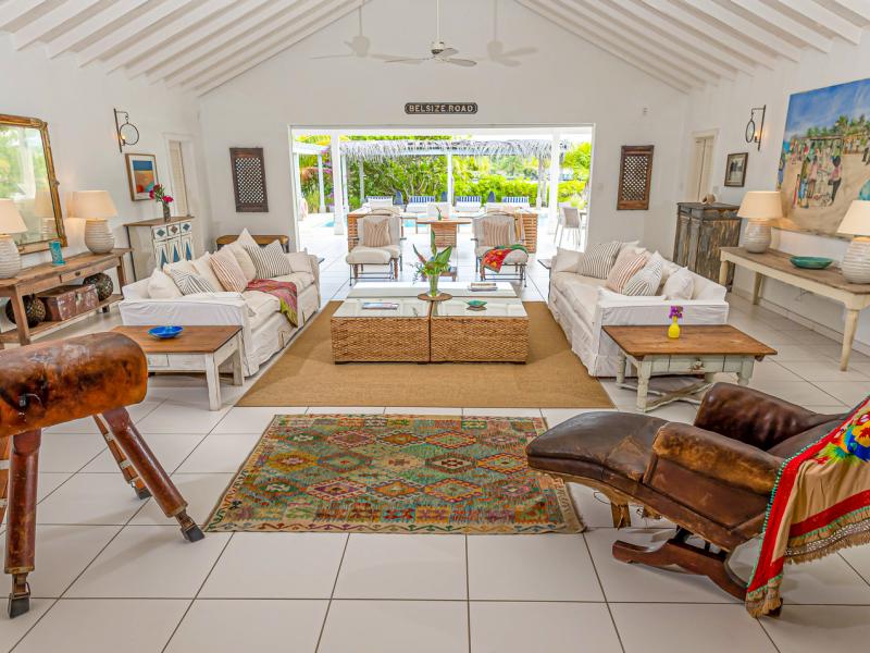 Palm One , Jolly Harbour  