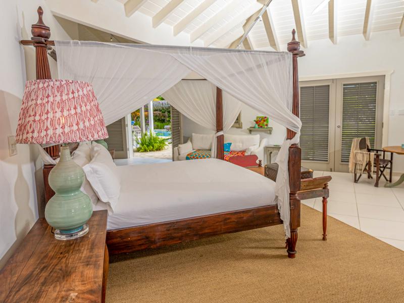 Palm One , Jolly Harbour  