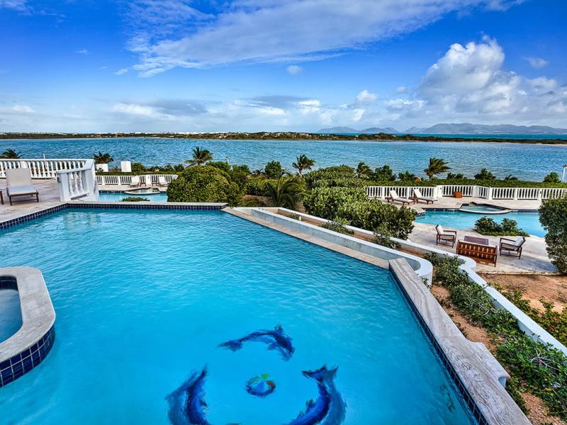 Mystique Villa -Sheriva Resort , Maunders Bay  