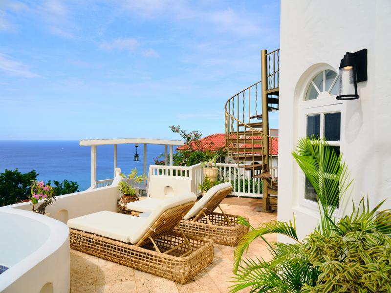 Villa Periwinkle , Gros lset  