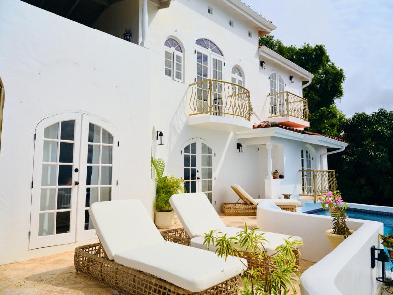 Villa Periwinkle , Gros lset  