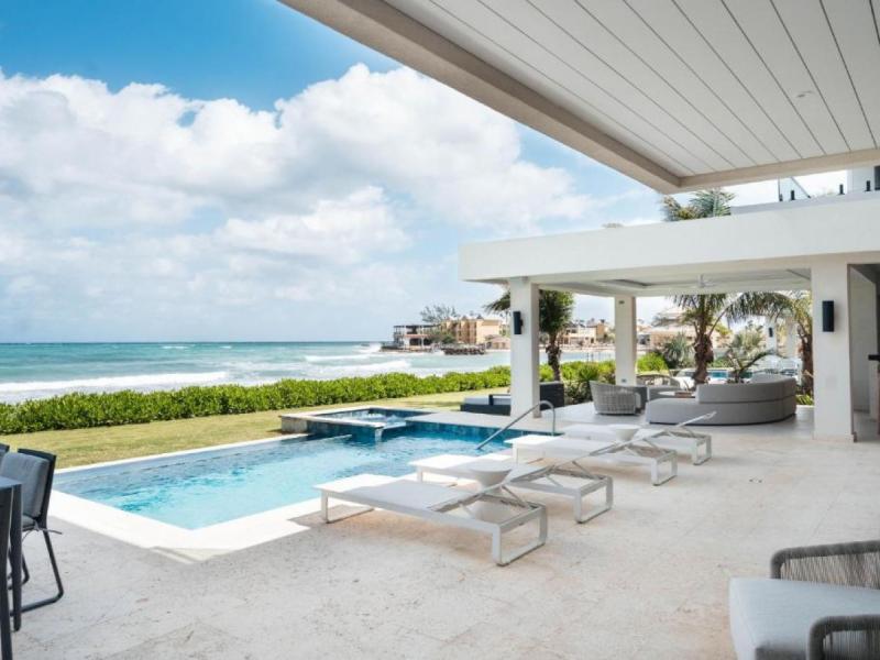 Poseidon's Shore - Palm Beach on Runaway Bay , Runaway Bay  
