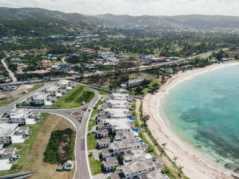 Poseidon's Shore - Palm Beach on Runaway Bay , Runaway Bay  