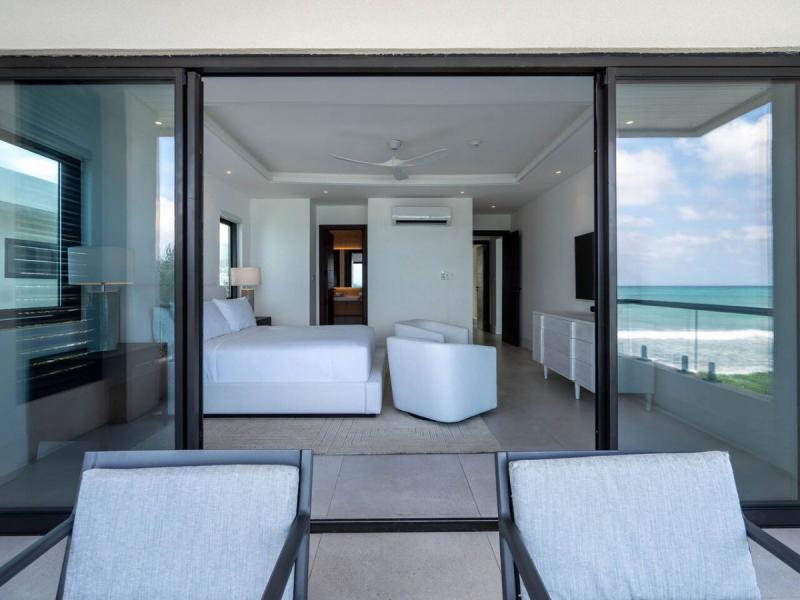 Poseidon's Shore - Palm Beach on Runaway Bay , Runaway Bay  