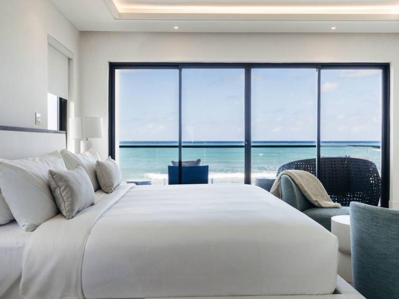 Poseidon's Shore - Palm Beach on Runaway Bay , Runaway Bay  