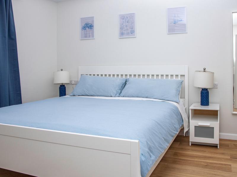 Hello Summer! , Rodney Bay  