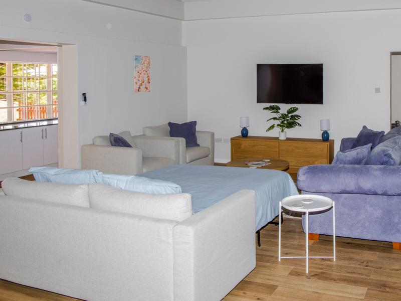 Hello Summer! , Rodney Bay  