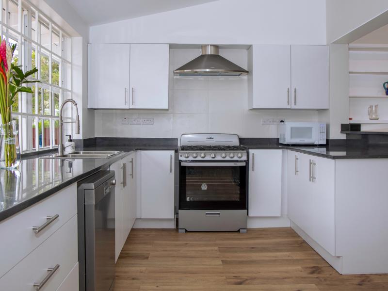 Hello Summer! , Rodney Bay  