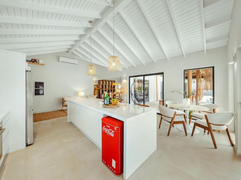 Rock Beach House ,   