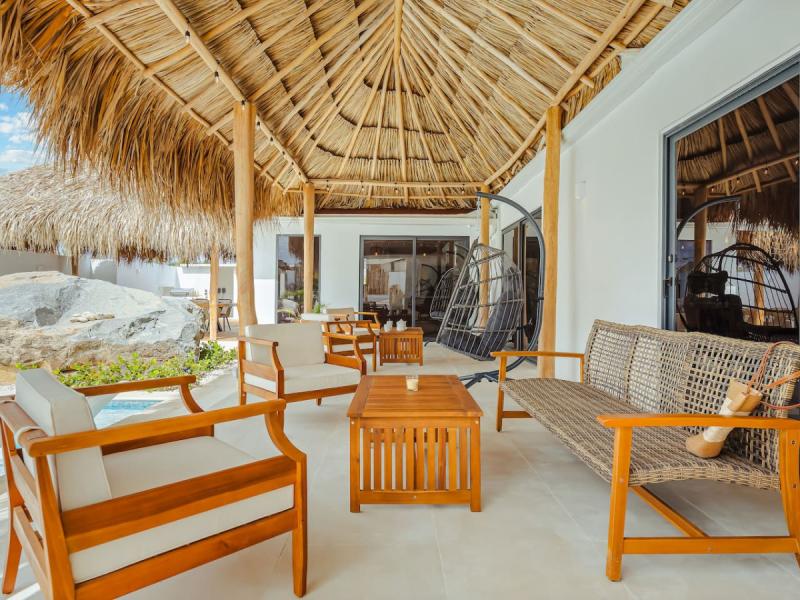 Rock Beach House ,   