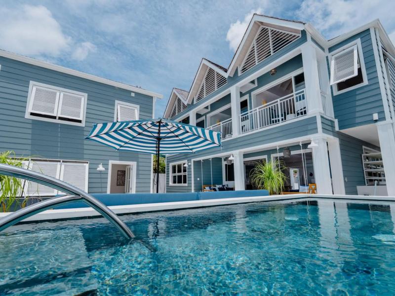 Sea Breeze Beach Villa , Beachfront villas Barbados , Fitts Village , St James , West Coast Barbados  