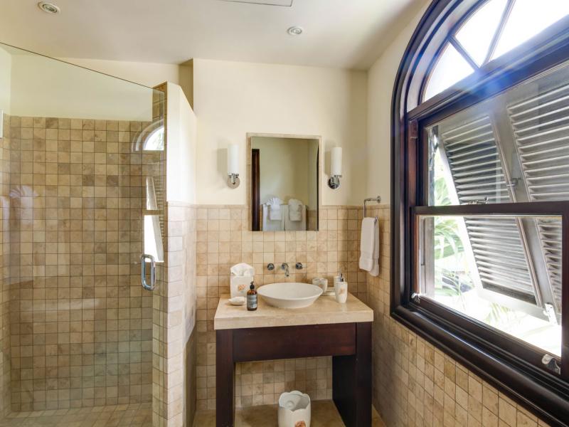 Sandy Cove 204 - Beachfront , Beachfront villas Barbados , Paynes Bay , Prospect , Sandy Cove , St James  