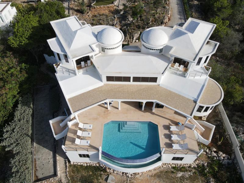 Sandcastle Pointe , Shoal Bay  