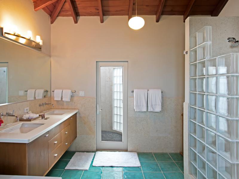 Sandcastle Pointe , Shoal Bay  