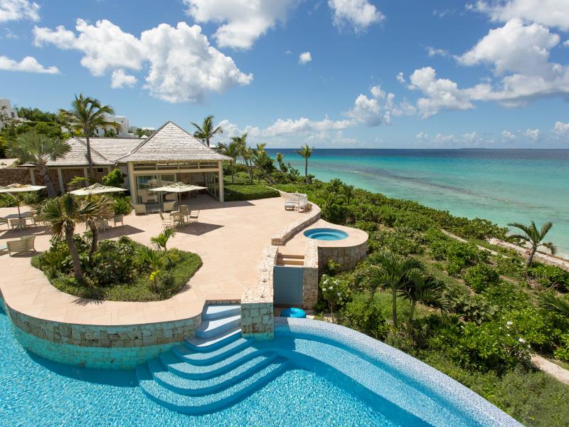 Villa Santosha , Long Bay  