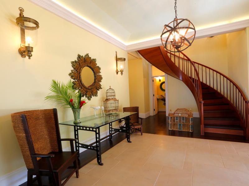 Villa Santosha , Long Bay  