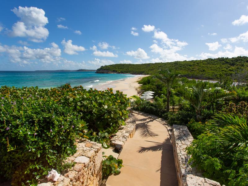 Villa Santosha , Long Bay  