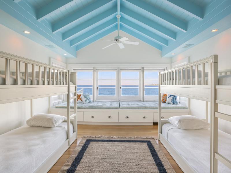 Villa Santosha , Long Bay  