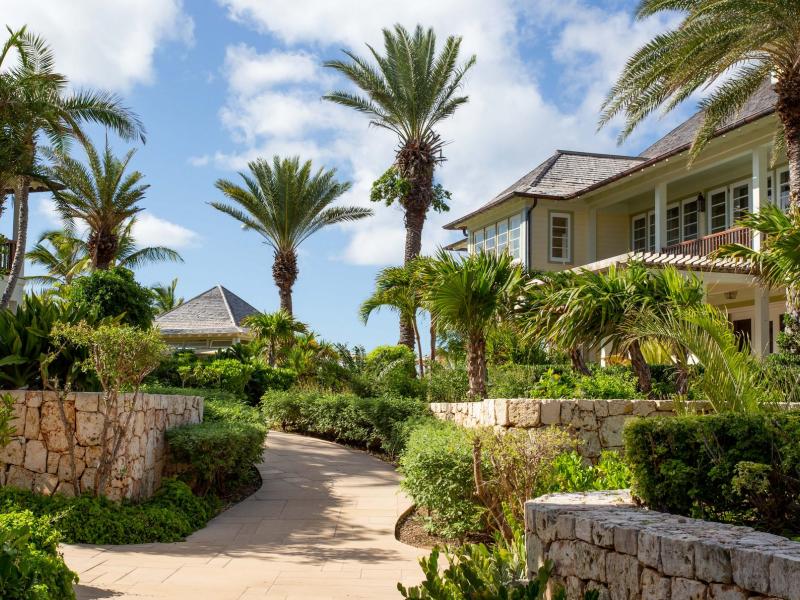 Villa Santosha , Long Bay  