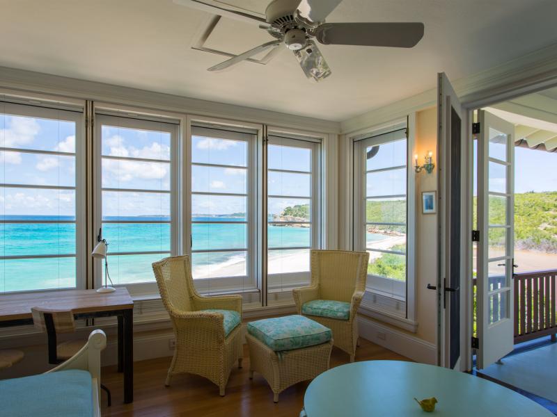 Villa Santosha , Long Bay  