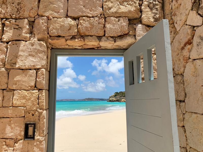 Villa Santosha , Long Bay  